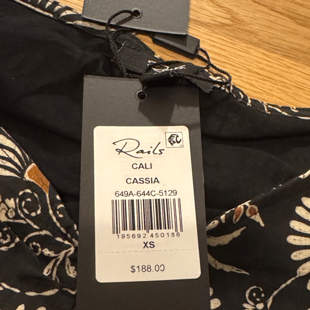 XS Cali Cassia Ruffle Sleeve Top - By Rails - Picture 9 of 9